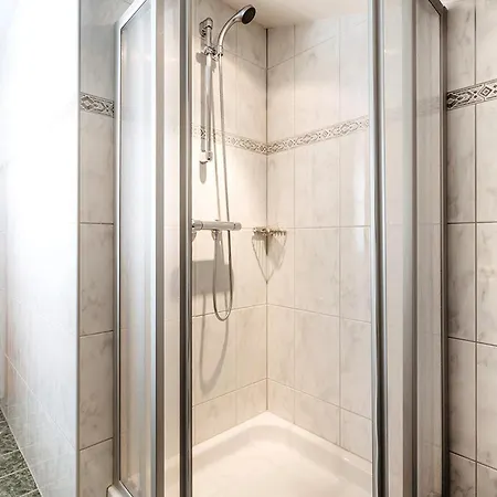 Schoene Ferienwohnunggrossarl * 그로살